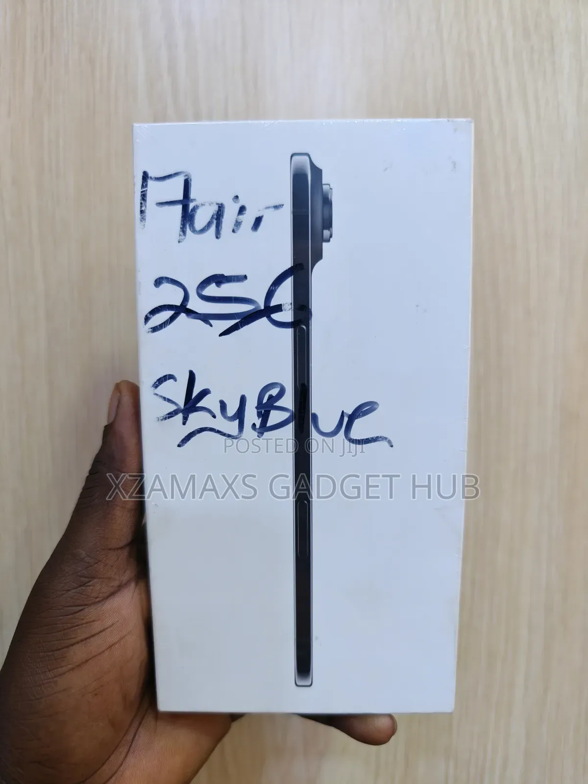 New Apple iPhone 17 256 GB White