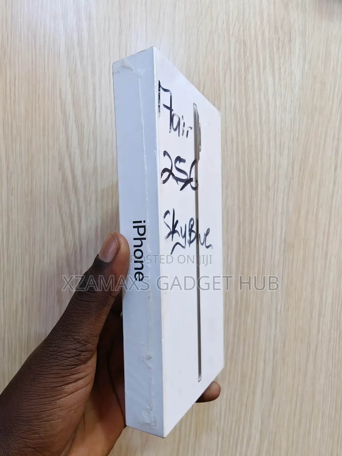 New Apple iPhone 17 256 GB White