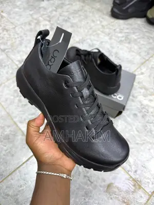 Classic Men's Super Leather Comfortable Ecco Sneakers In Stock