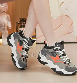 Classic Ladies Shoes /SNK