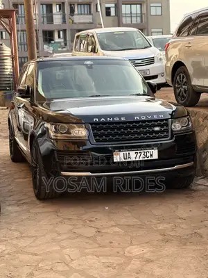 Land Rover Range Rover Vogue 2015 Black