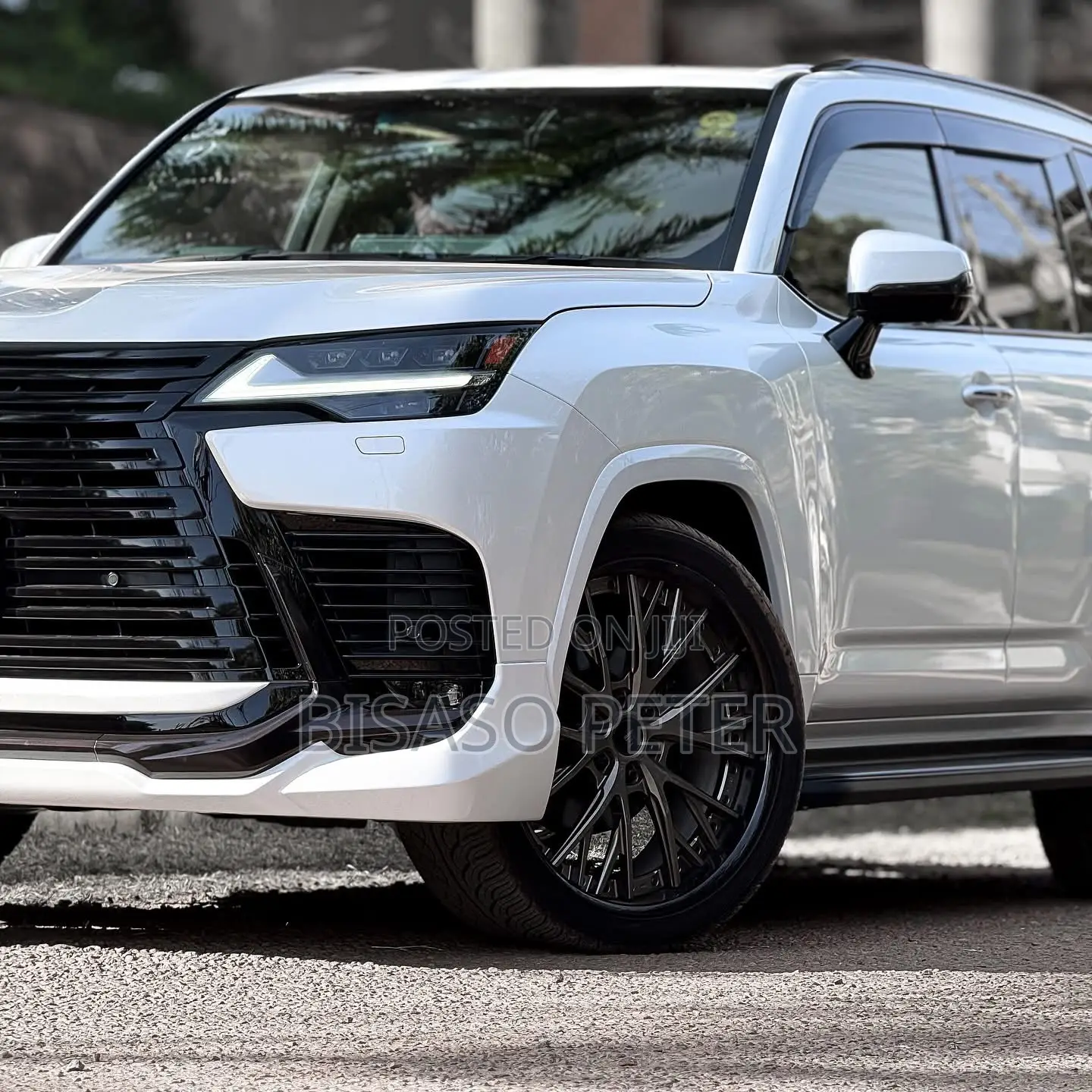 Lexus LX LX 600 2024 White