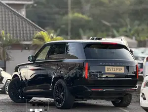 Land Rover Range Rover Vogue 2022 Black
