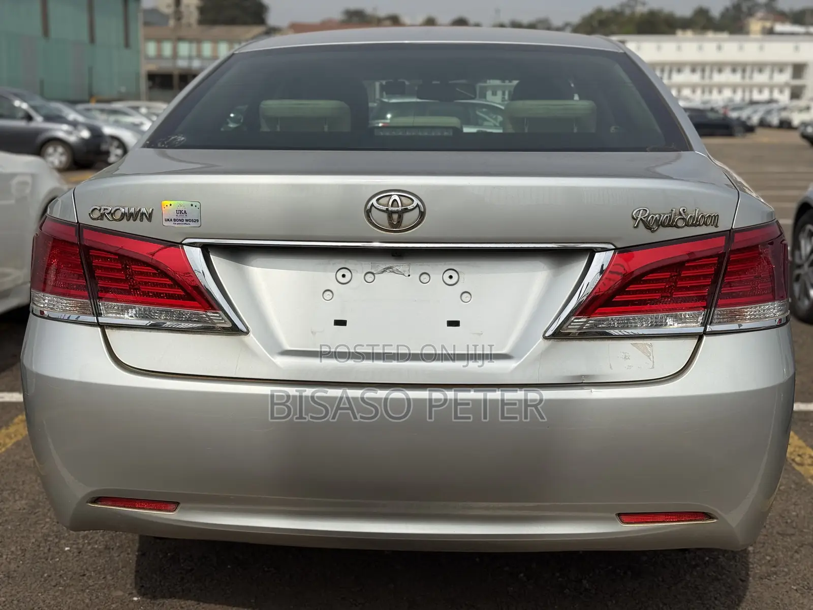 Toyota Crown 2015 Gold