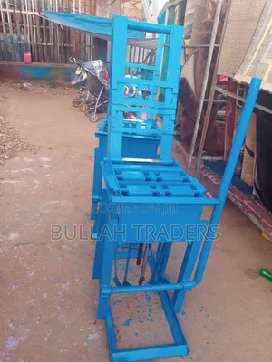 Hollow and Solid Block Making Machine for Concrete
