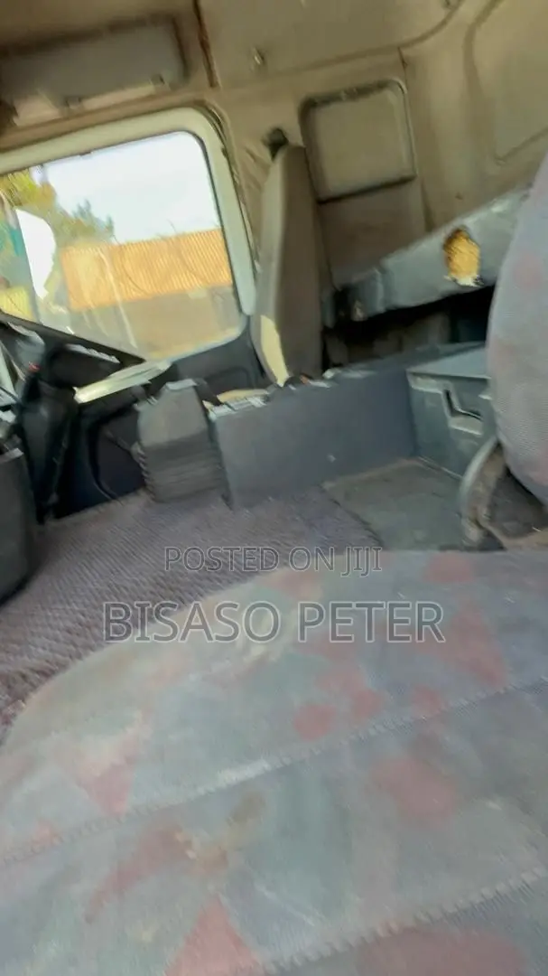 Actros Trailer Head