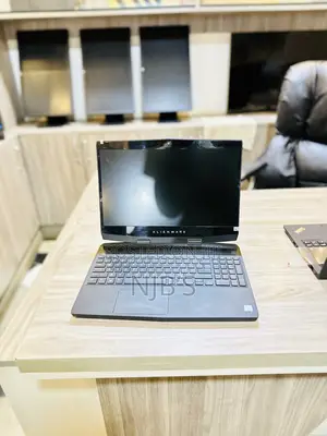 Laptop Alienware M15 R3 16GB Intel Core I7 SSD 256GB