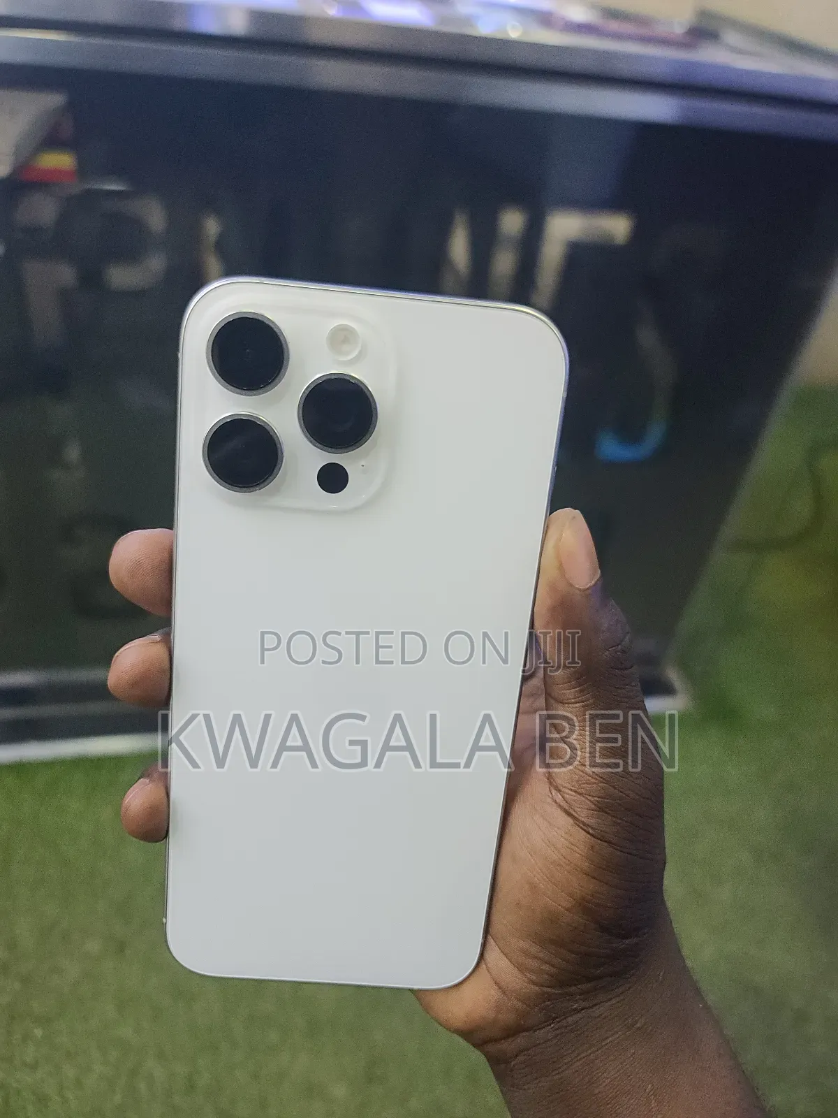 Apple iPhone 16 Pro Max 256 GB White