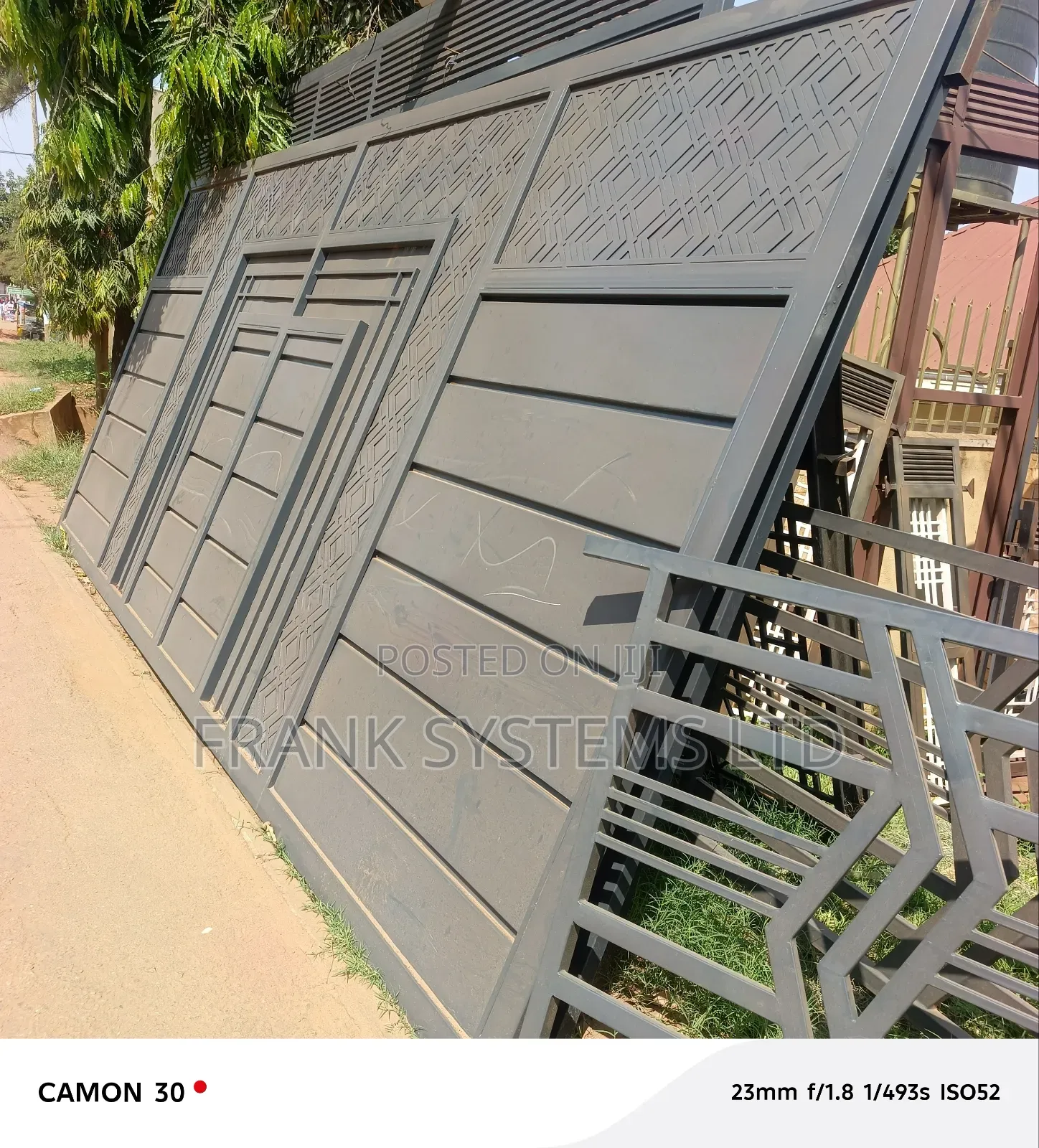 Modern Gates 17fts