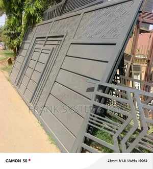 Modern Gates 17fts