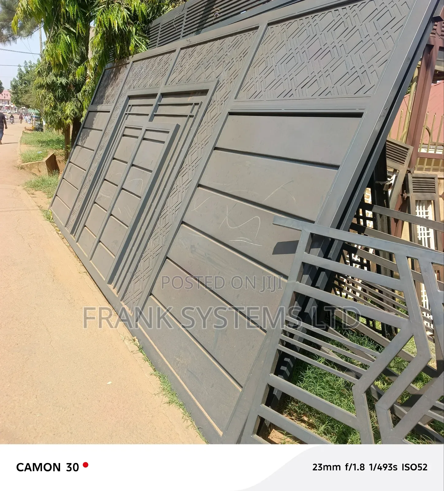 Modern Gates 17fts