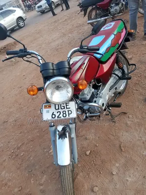Bajaj Boxer 2024 Red