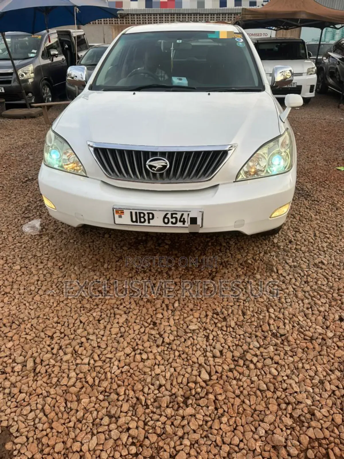 Toyota Harrier 2.4 2012 White