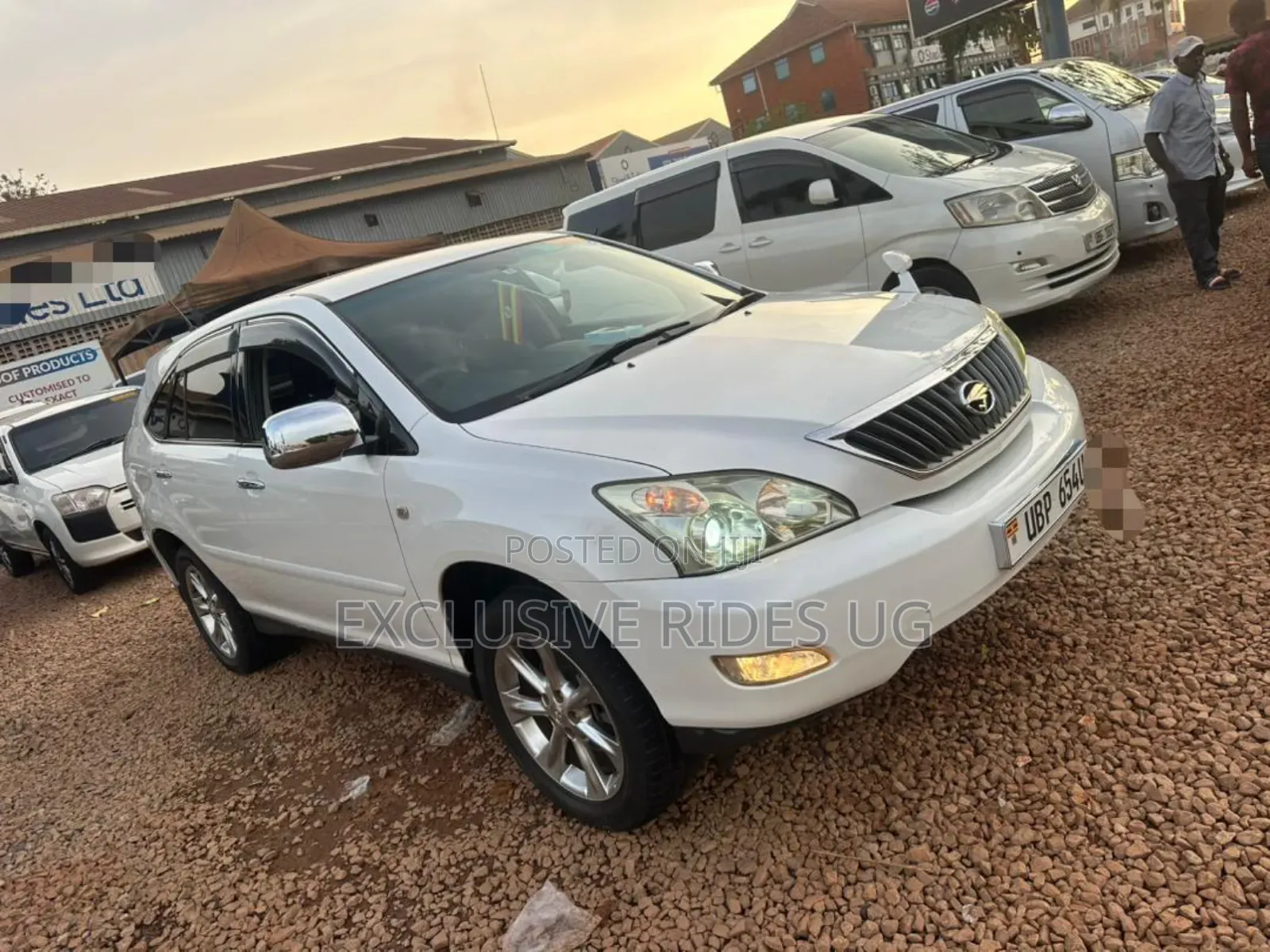 Toyota Harrier 2.4 2012 White
