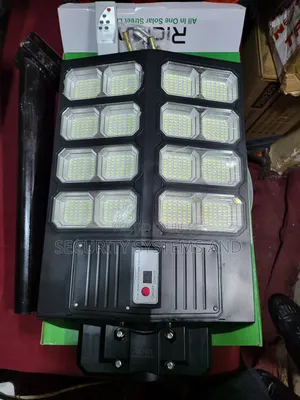 Solar Street Light 800 Watts With Motion Sensor And Remote