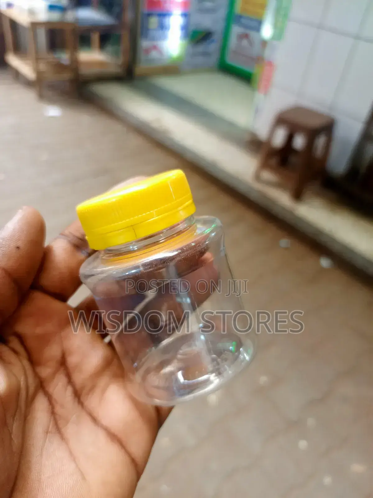 12pcs Transparent Plastic Container M