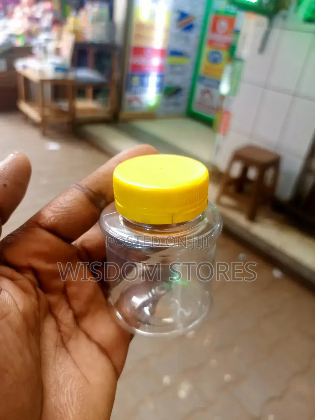 12pcs Transparent Plastic Container M