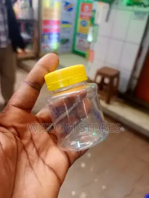 12pcs Transparent Plastic Container M