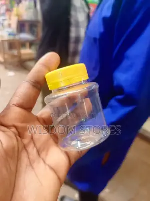 12pcs Transparent Plastic Container M
