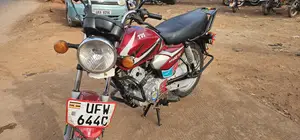 TVS HLX 125 2023 Red