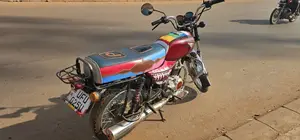Bajaj Boxer 2023 Red