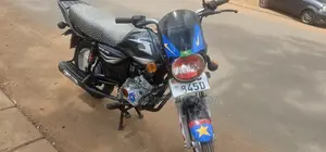 Bajaj Boxer X125 2024 Red