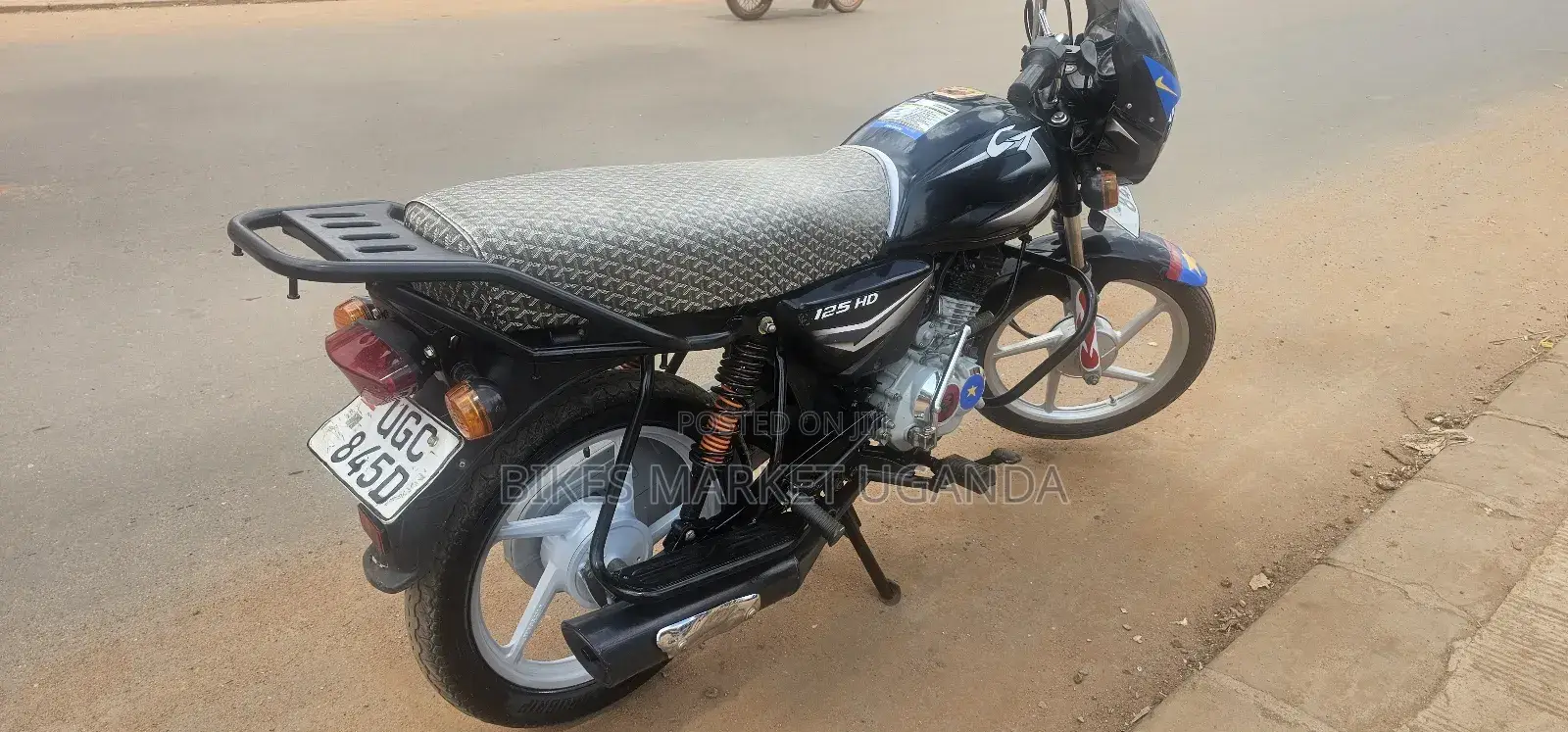 Bajaj Boxer X125 2024 Red