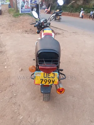 Bajaj Boxer 2019 Red