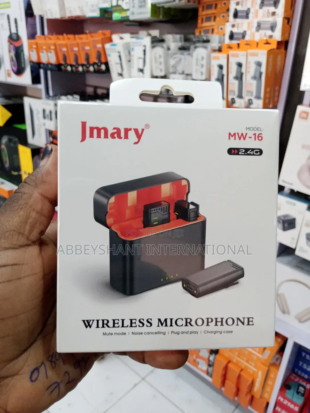 Wireless Microphone for Mobile and Camera.