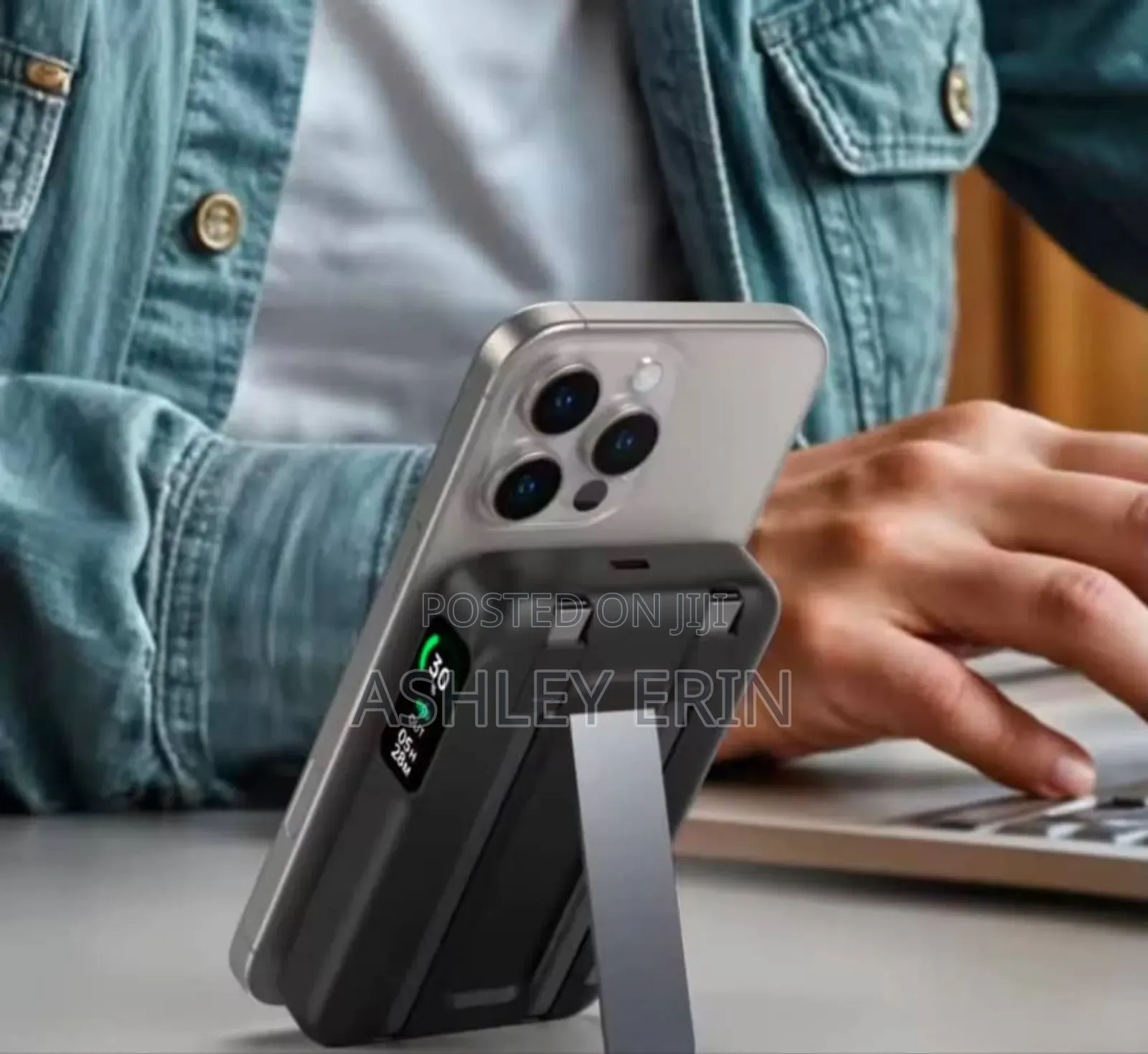 Hoco Q48 Magnetic Wireless Charging Power Bank