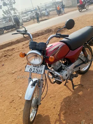 Bajaj Boxer 2024 Red