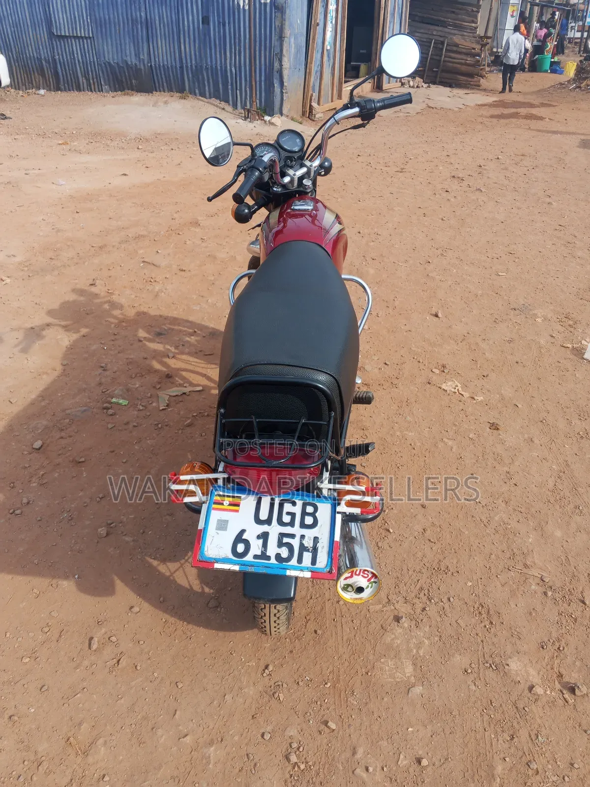 Bajaj Boxer 2024 Red