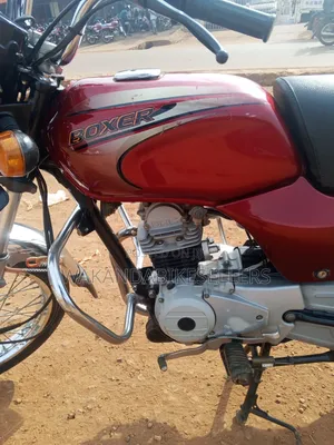 Bajaj Boxer 2024 Red
