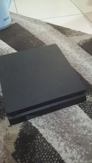 Ps4 Slim Console