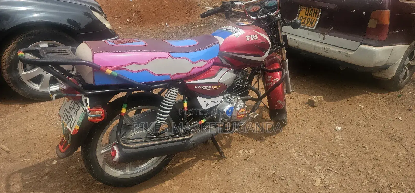 TVS HLX 125 2022 Red