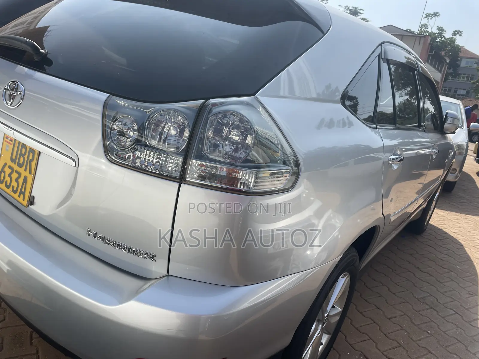 Toyota Harrier 2010 Silver