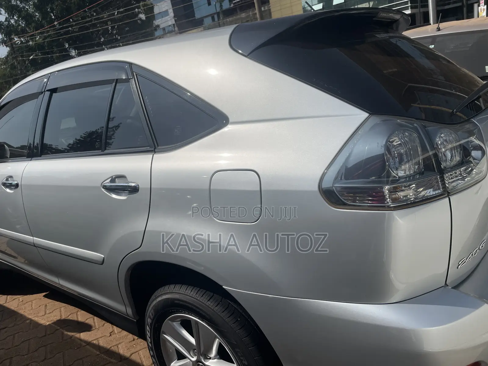 Toyota Harrier 2010 Silver