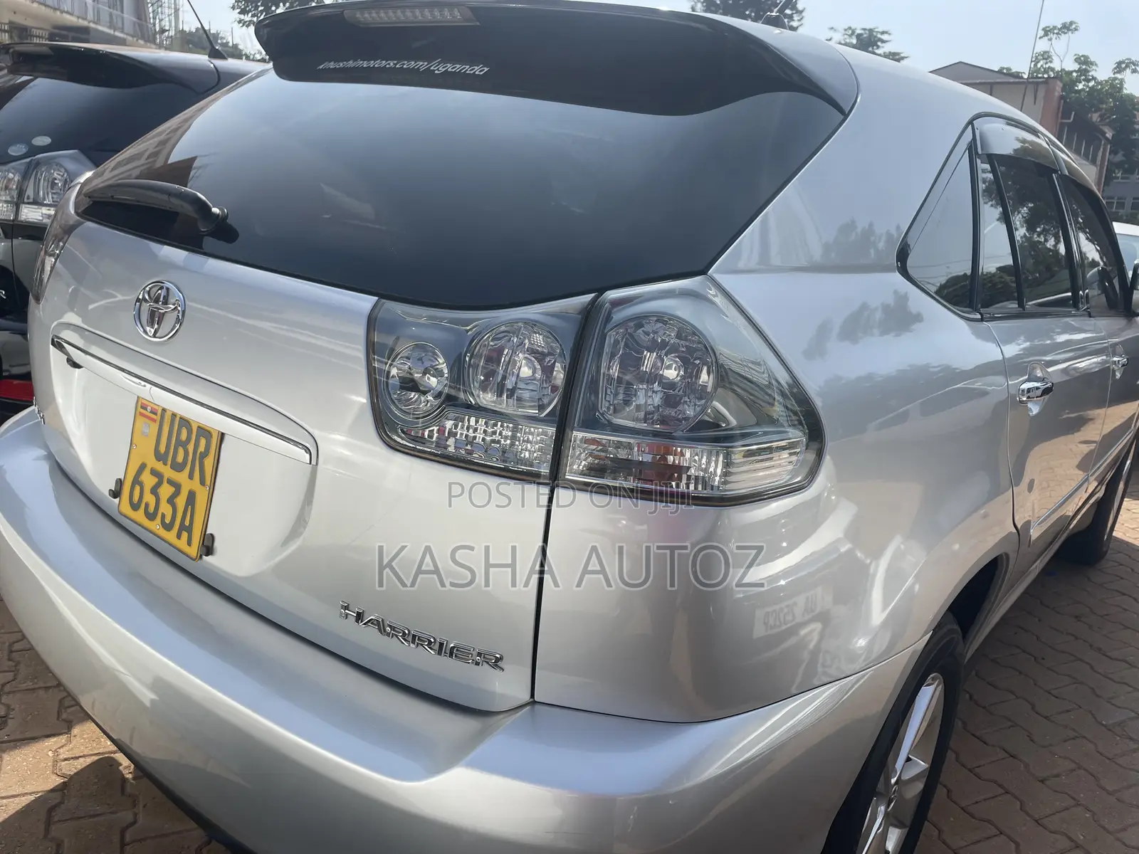 Toyota Harrier 2010 Silver