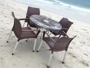 Restaurant Dining Plastic Table and Plastic Chairs Set