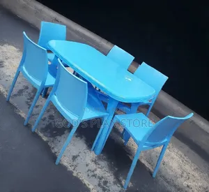Modern Plastic Table and Chairs Modern Plastic Table and Chairs