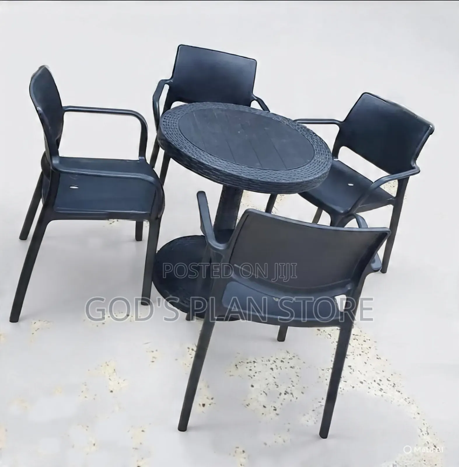 Field Plastic Chairs and Table Plastic Chairs and Table for Dining