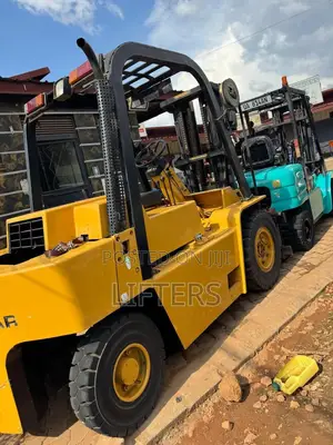 Fork Lifting Services