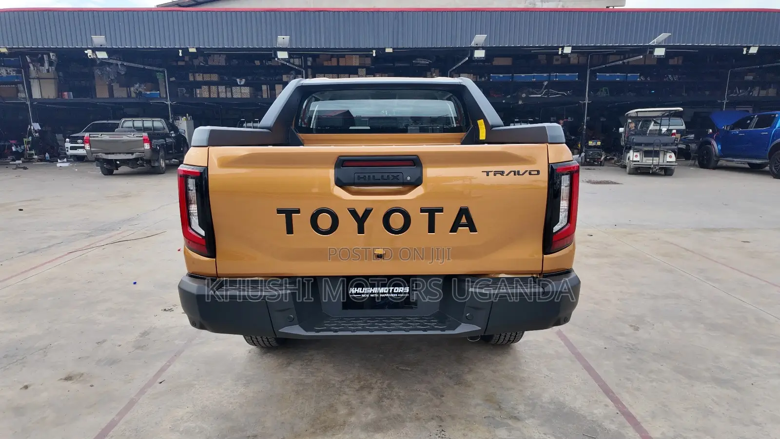 New Toyota Hilux 2025 Orange