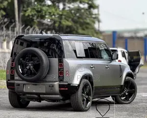 Land Rover Defender 2021 Gray