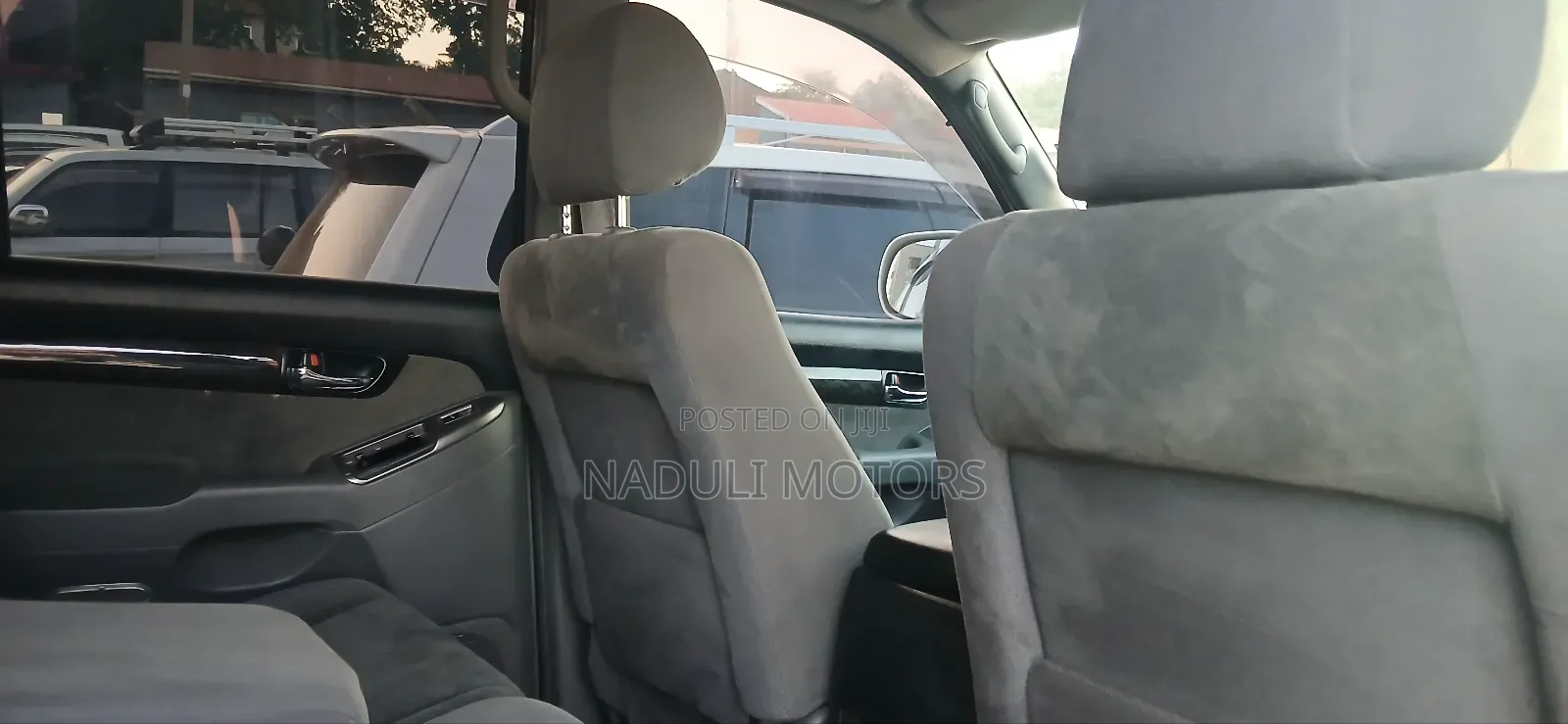 Toyota Land Cruiser Prado 2008 White