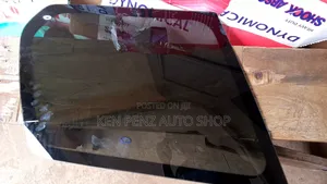 Subaru Forester Sg9 Cross Spot Quater Glass