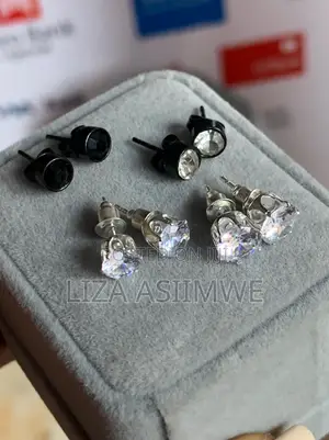Pairs of Stud Earrings Clear Faceted Stones and Black (Unisex)
