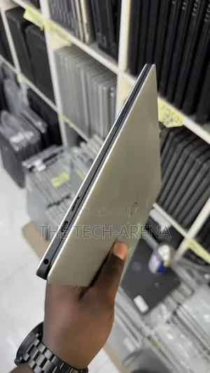 Laptop Dell XPS 13 7390 16GB Intel Core I7 SSD 512GB