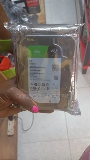 8tb Desktop Seagate Barracuda Internal Hard Drive.