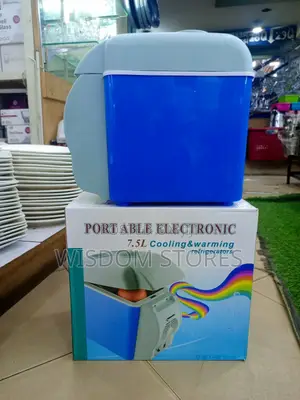 Portable Electronic 7.5l Cooling and Warming Refrigerator